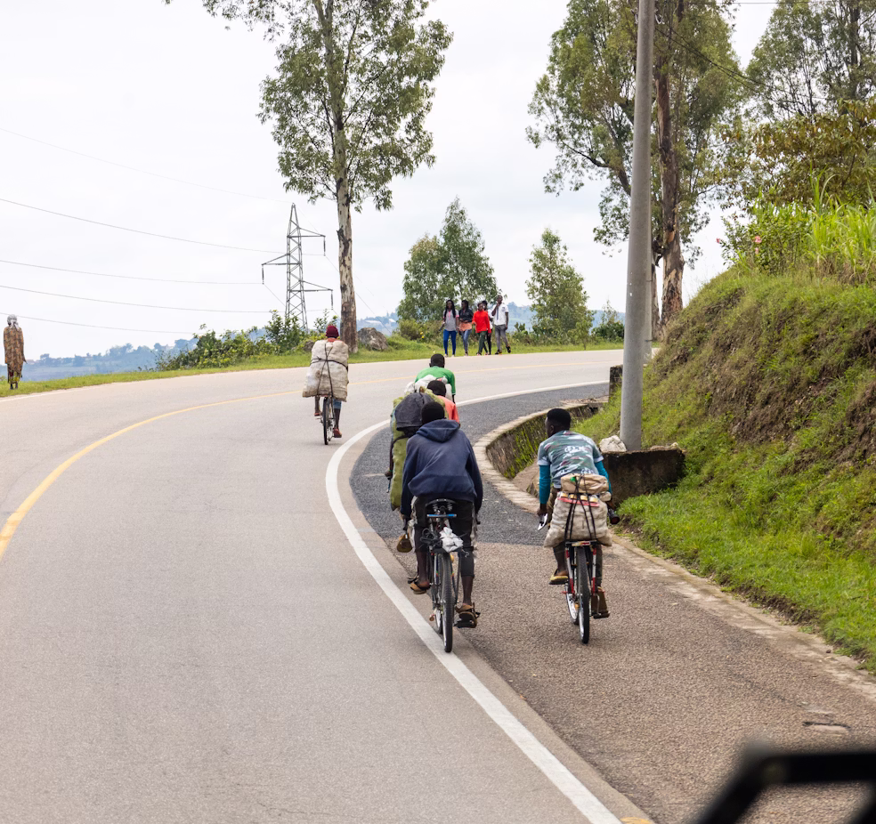 Moments Beyond Borders explore Rwanda image